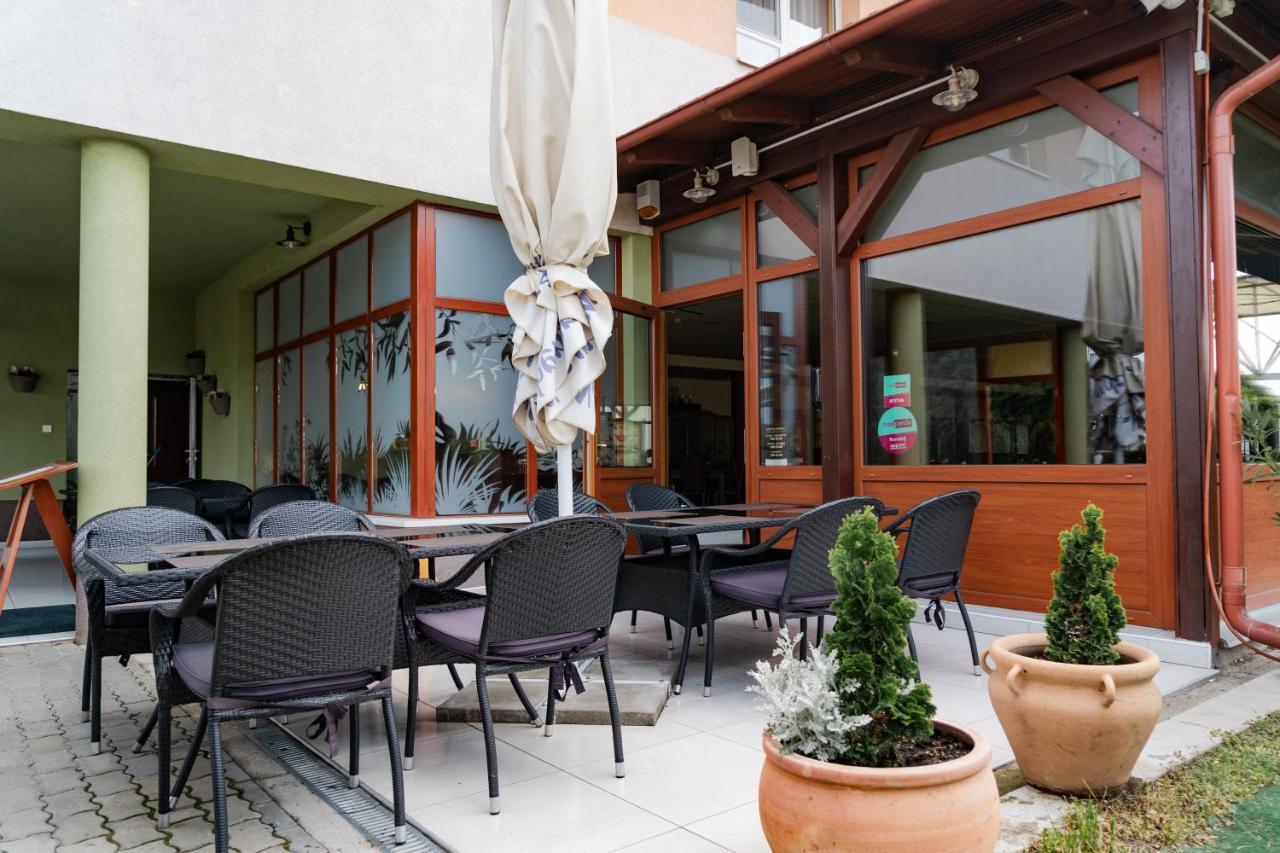 Panorama Hotel Bekescsaba Dış mekan fotoğraf