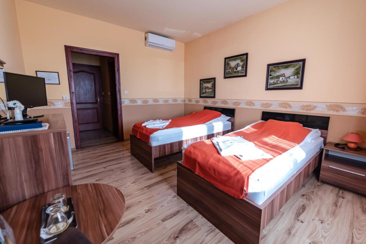 Panorama Hotel Bekescsaba Dış mekan fotoğraf