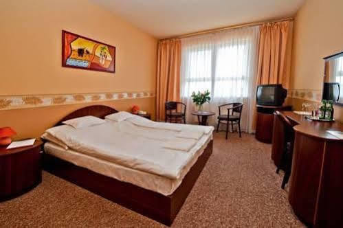 Panorama Hotel Bekescsaba Dış mekan fotoğraf